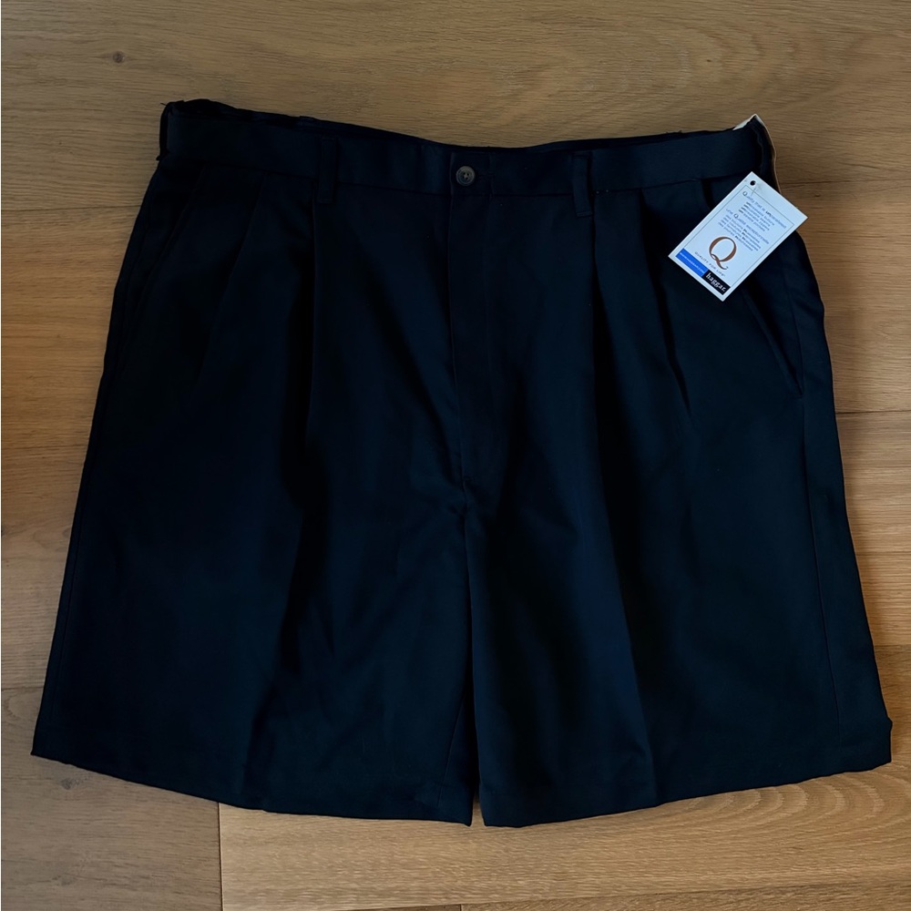 NWT Haggar Black Men’s Golf Shorts Size 40
